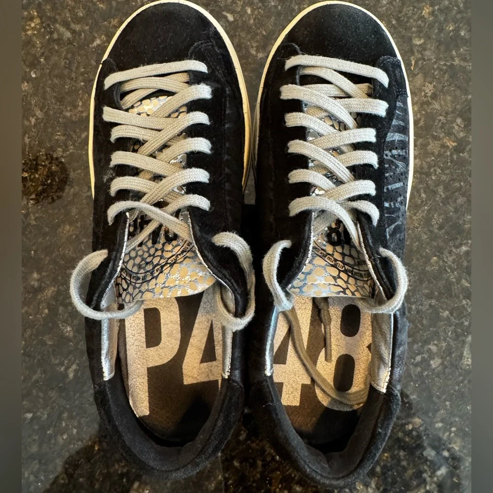 P448 Zebra Iridescent Low-Top Sneakers EU 36